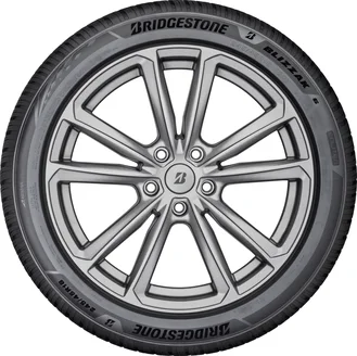 Bridgestone Blizzak 6 225/50 R17  98H XL